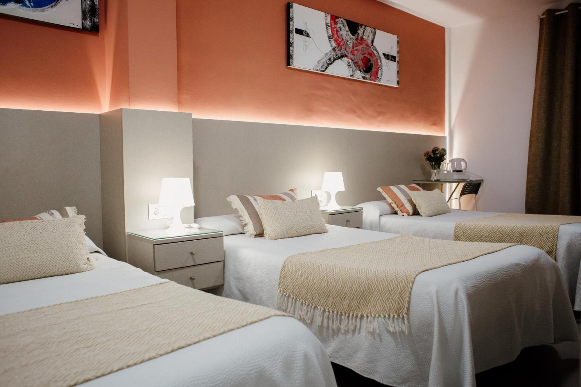 Apartamentos Turisticos Mastil 16 マラガ エクステリア 写真