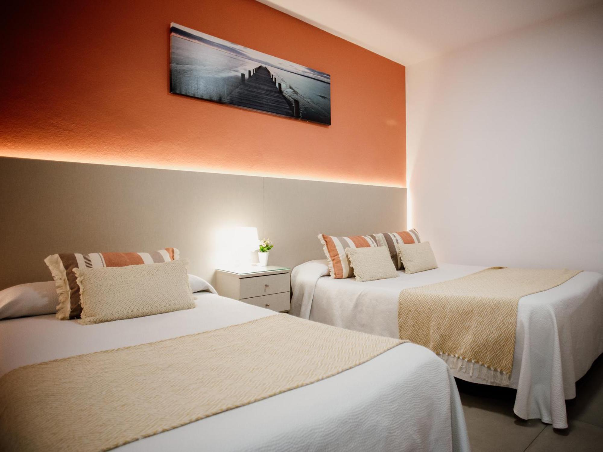 Apartamentos Turisticos Mastil 16 マラガ エクステリア 写真