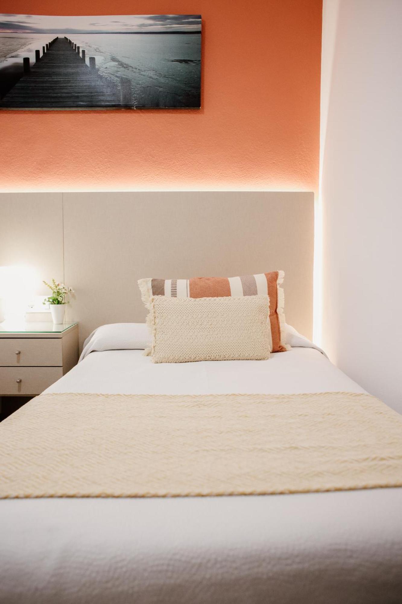Apartamentos Turisticos Mastil 16 マラガ エクステリア 写真